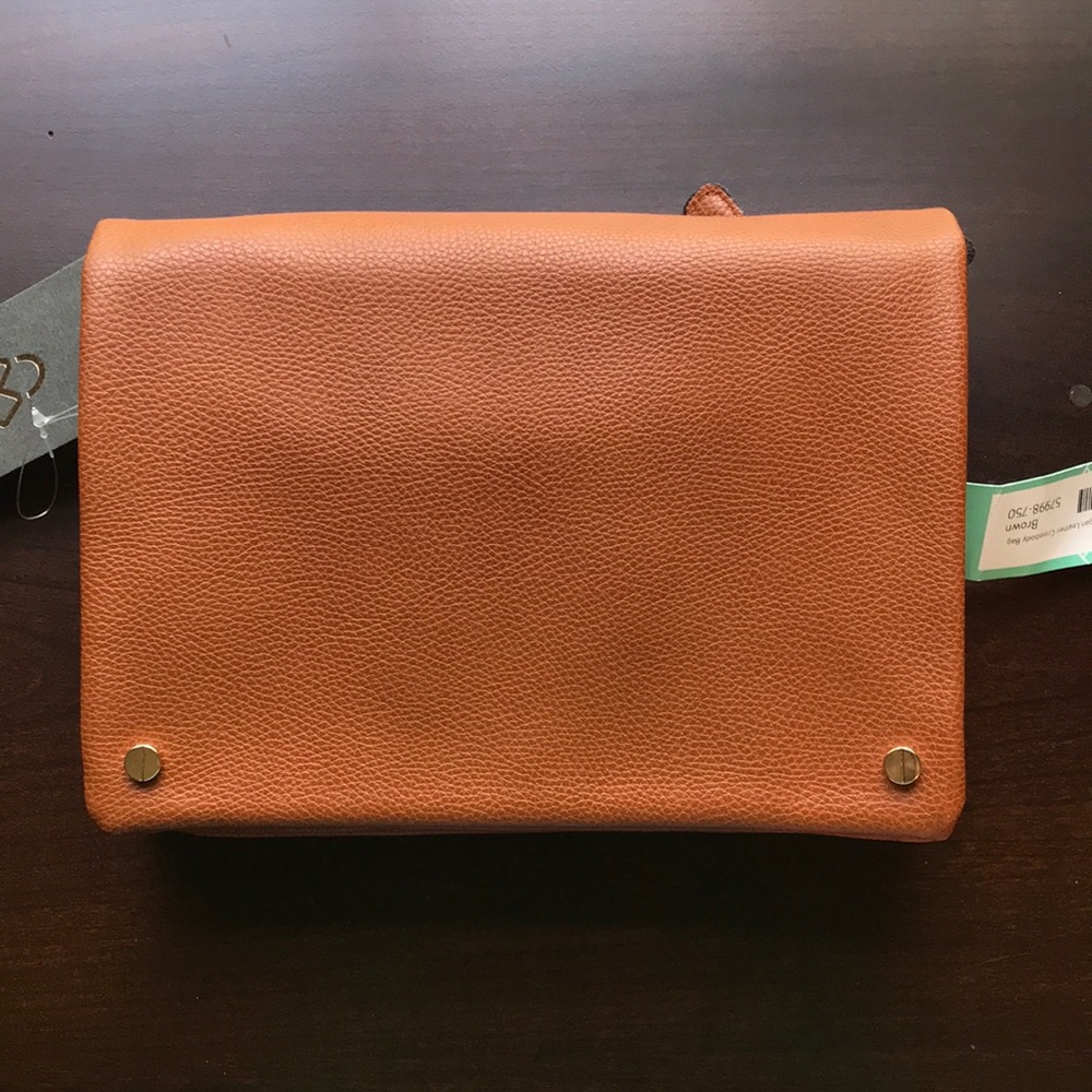 BRAND NEW! Tan crossbody bag VEGAN!